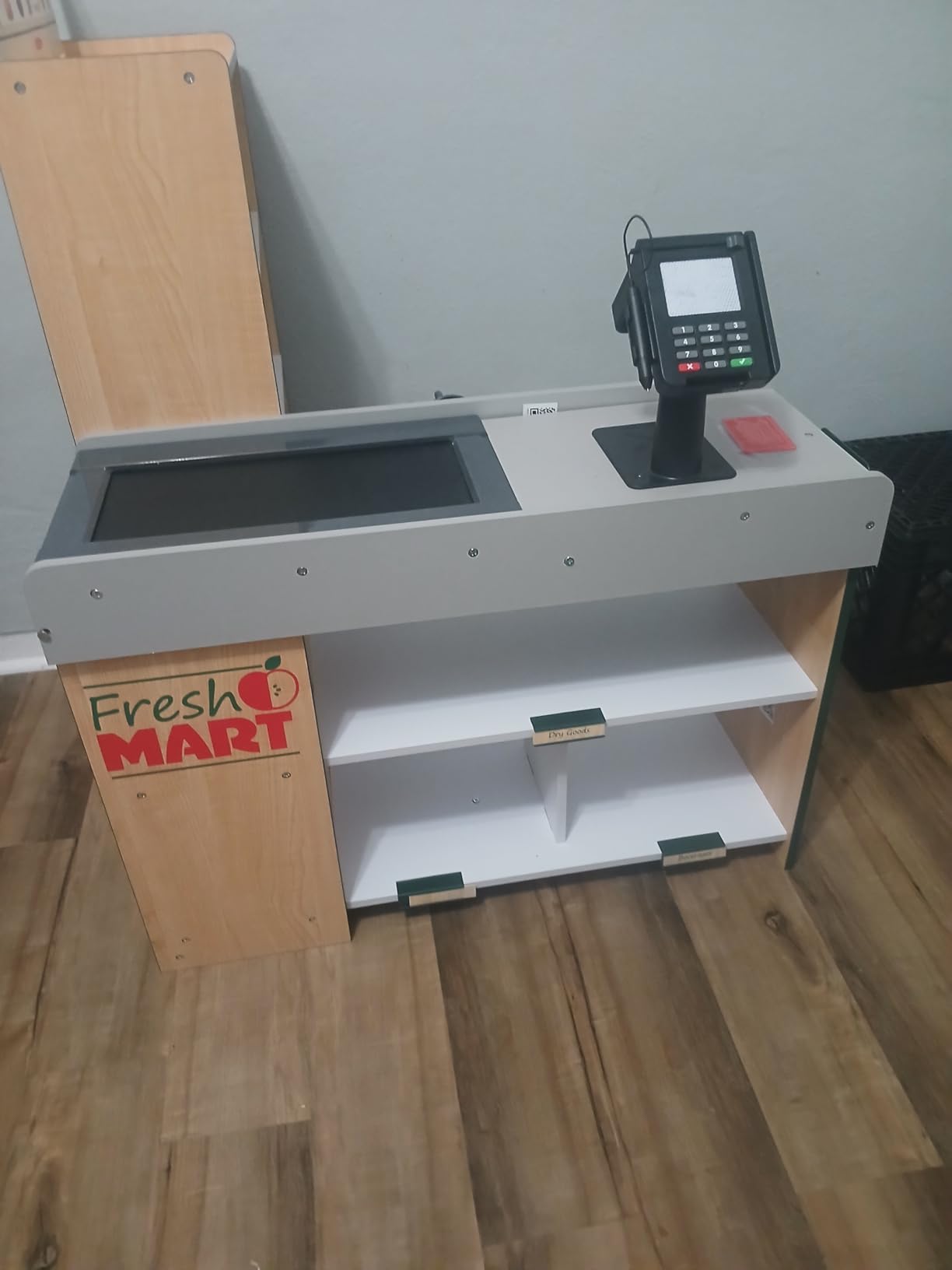Melissa & Doug, Fresh Mart Pretend Grocery Store, Kids Cash Register with Scanner, Shelves, & Conveyor Belt, Kids Toys for Girls & Boys customer photo 2