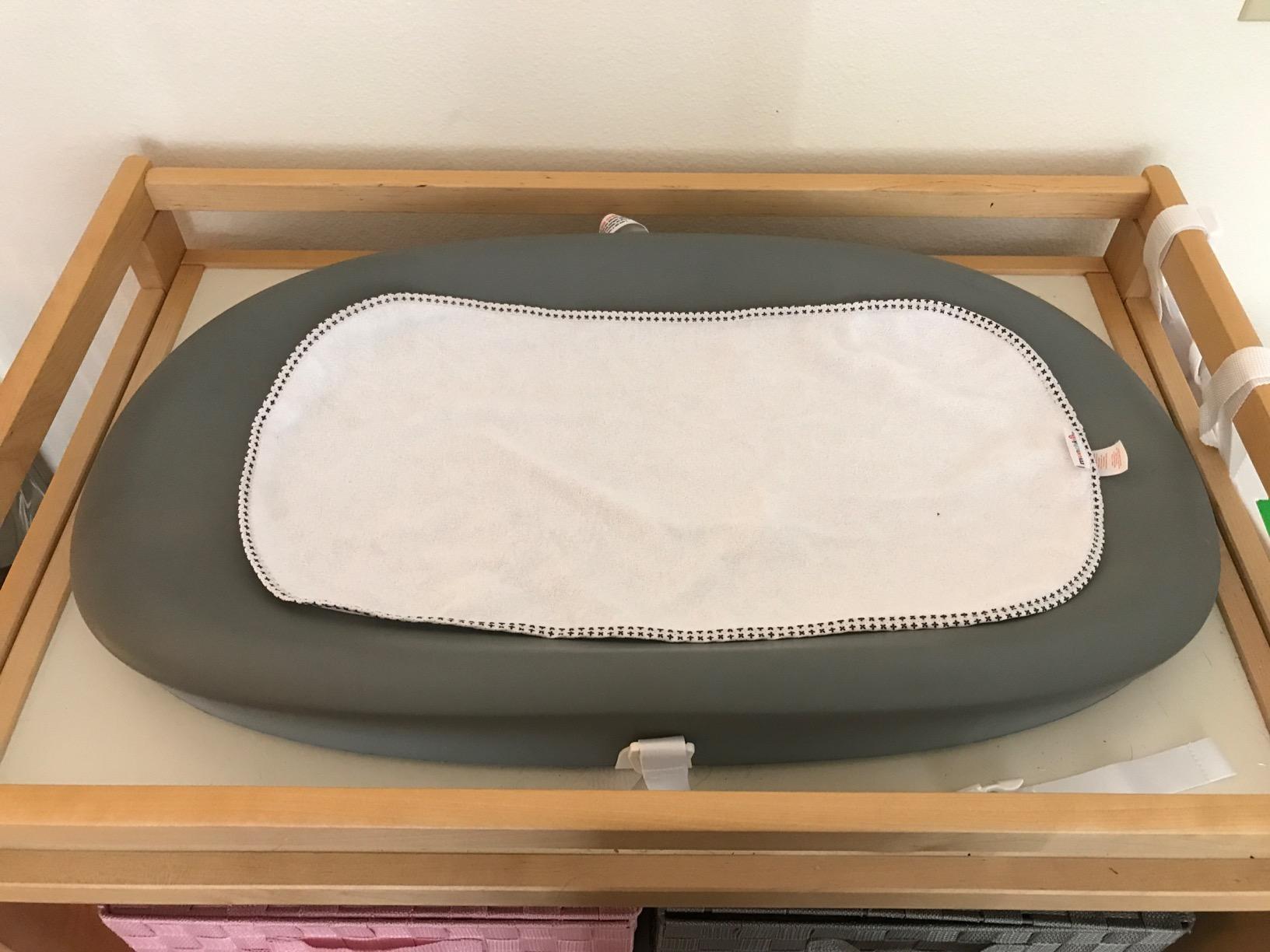 Hatch Grow Smart Changing Pad and Scale (Grey) customer photo 2