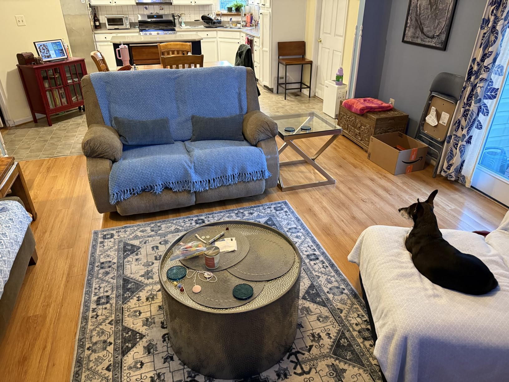 Signature Design by Ashley Tulen Modern Manual Pull Tab Reclining Sofa, Dark Gray customer photo 2