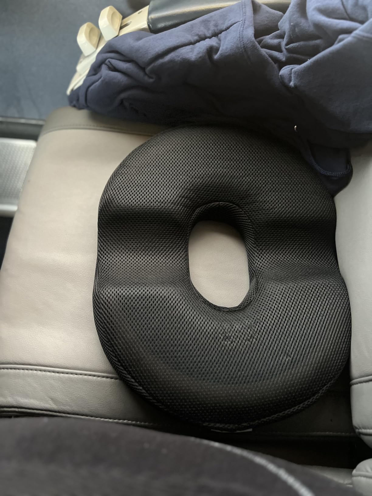 AnboCare Donut Gel Sitting Pillow - Orthopedic Memory Foam for Tailbone Pain, Hemorrhoid, Bed Sores, Postpartum, Prostate, Coccyx & Sciatica Pain customer photo 1