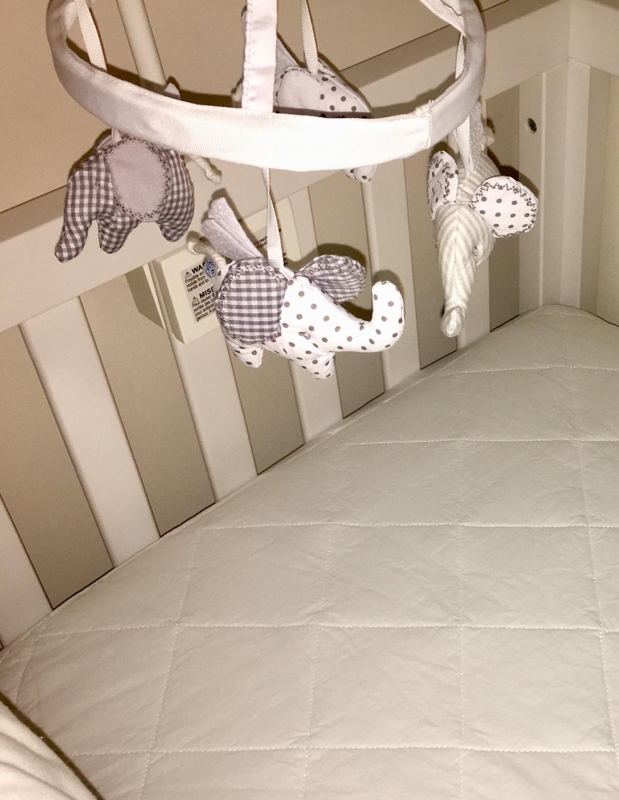 Organic Crib Mattress Protector - Top&Side Waterproof, 100% Waterproof Crib Mattress Protector, Breathable Cotton Toddler Mattress Protector, Baby Crib Mattress Cover Fitted 52x28x9 in customer photo 2