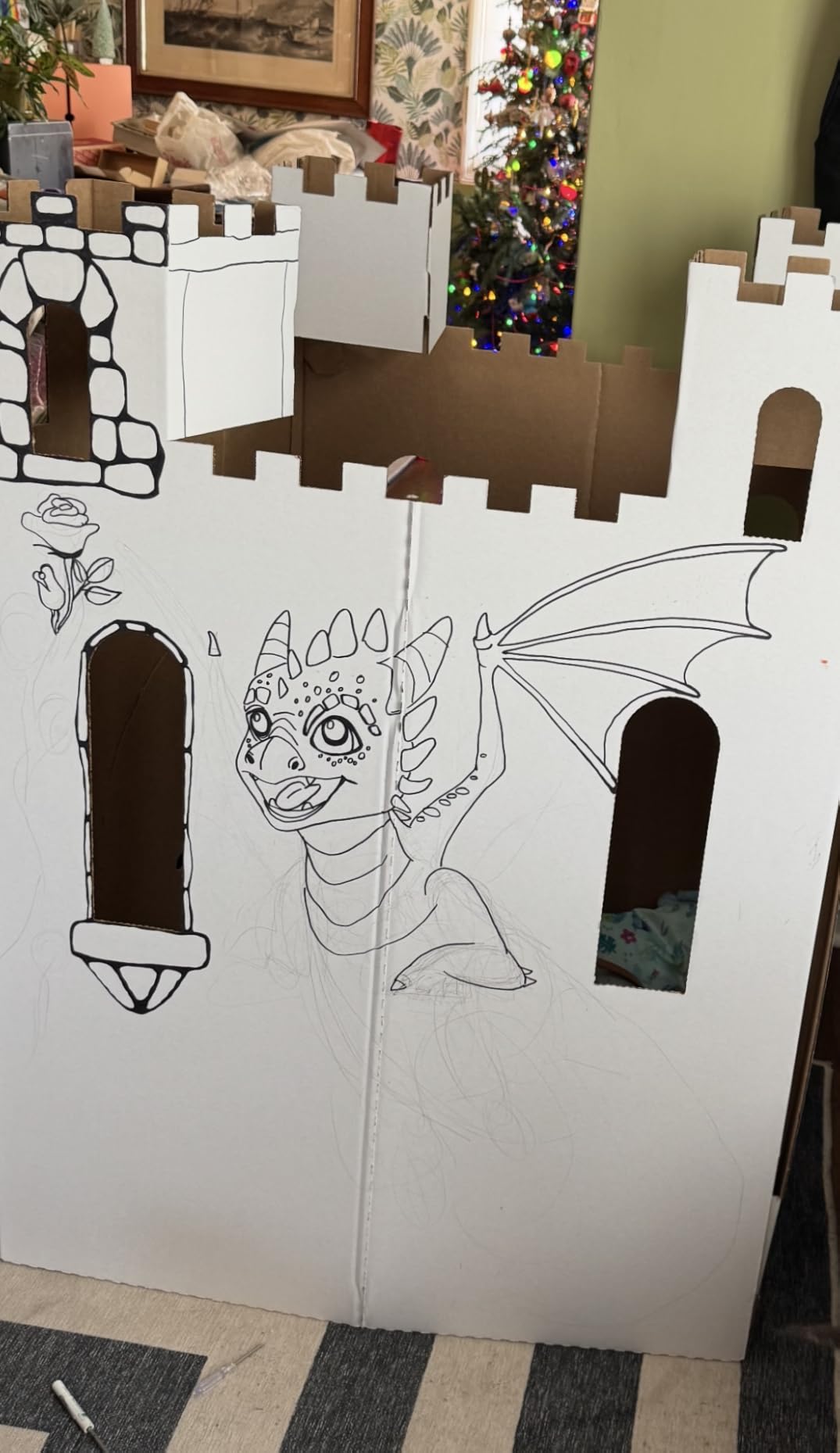 Easy Playhouse Fairy Tale Castle - Kids Art and Craft for Indoor and Outdoor Fun, Color, Draw, Doodle - Decorate and Personalize a Cardboard Fort, 32