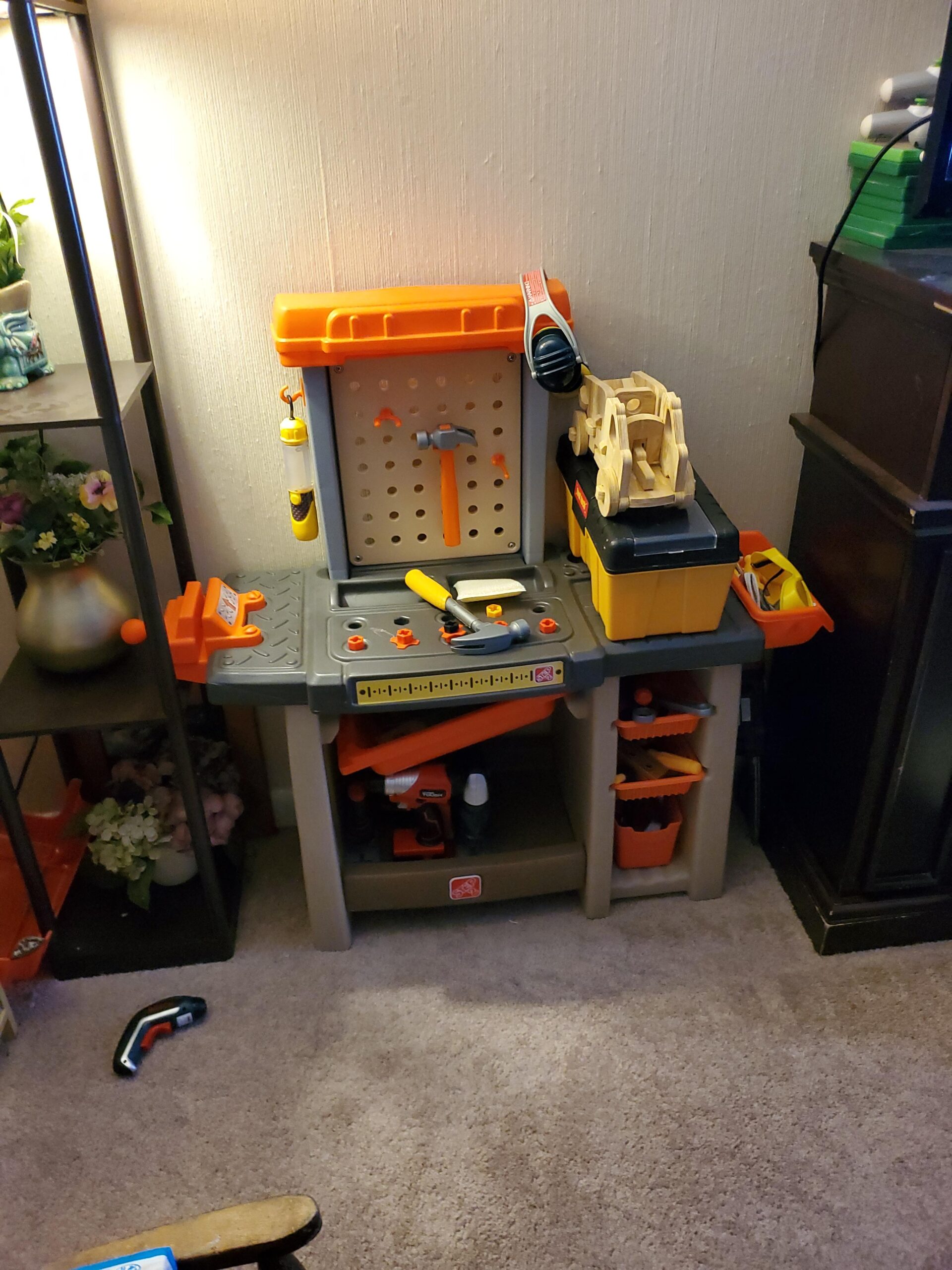 Step2 Handyman Kids Workbench, Indoor/Outdoor Tool Bench for Children, Interactive Play with Sounds, Includes 35 Piece Toy Accessories, For Toddlers 3+ Years Old customer photo 2