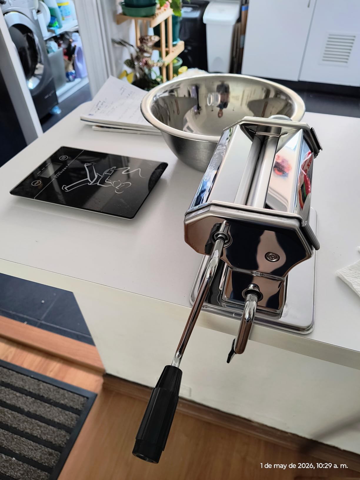 Sailnovo 3 in 1 Pasta Maker Machine - 9 Adjustable Thickness Settings Aluminum Alloy Pasta Roller & 2 Width Cutters for Fresh Spaghetti, Fettuccini, Lasagna, Dumplings - Stainless Steel, Silver customer photo 1