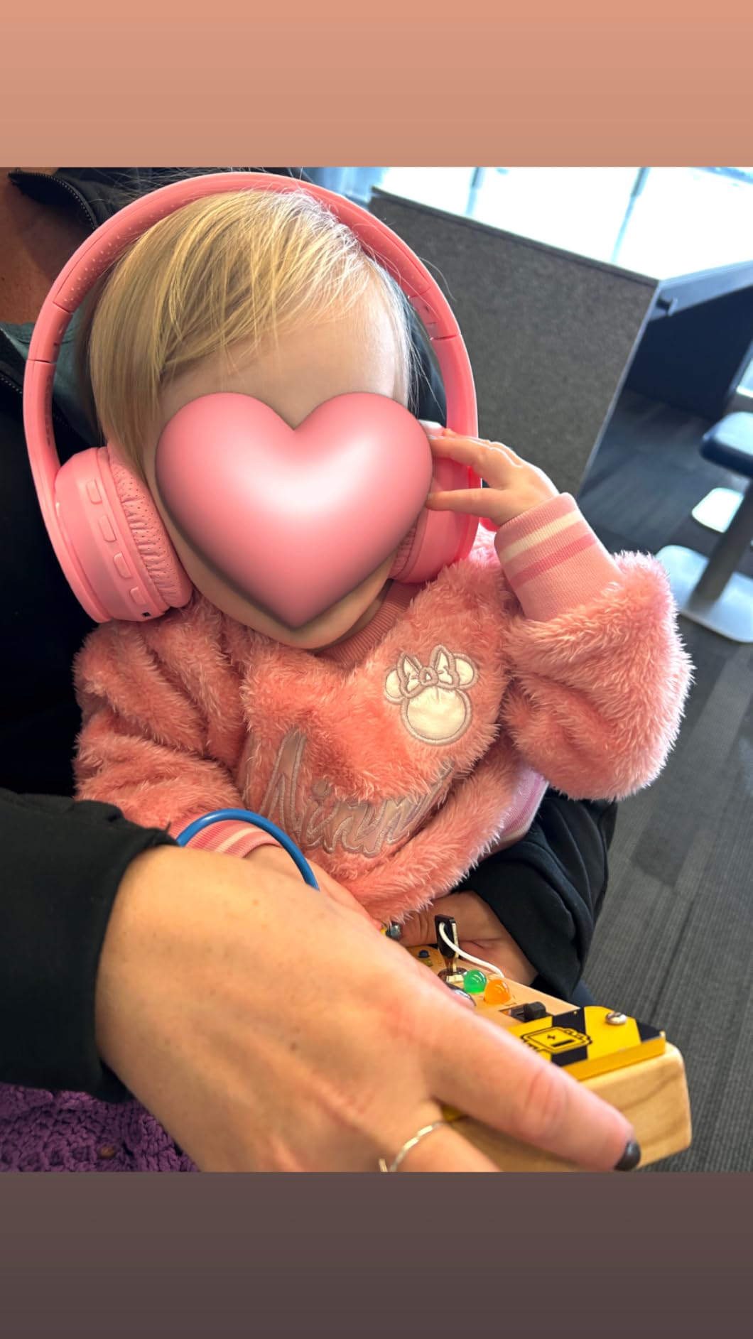 MIDOLA Kids Bluetooth Headphones 68H Play Time, Volume Limit 85/94dB, Foldable Lightweight Wireless Over-Ear Headphone for Kid Toddler Child Pad Tablet, Headsets with Built-in Mic Blue customer photo 2