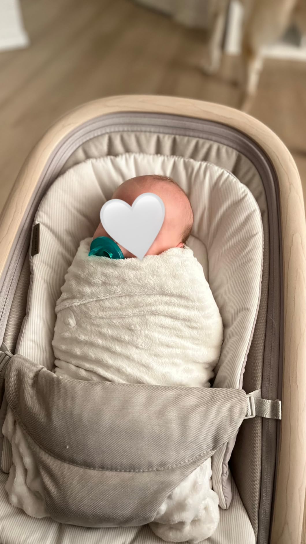 HALO Sleepsack Swaddle, 3-Way Adjustable Swaddle Blanket, TOG 3.0, Velboa Plush Dots, Cream, Newborn, 0-3 Months customer photo 1