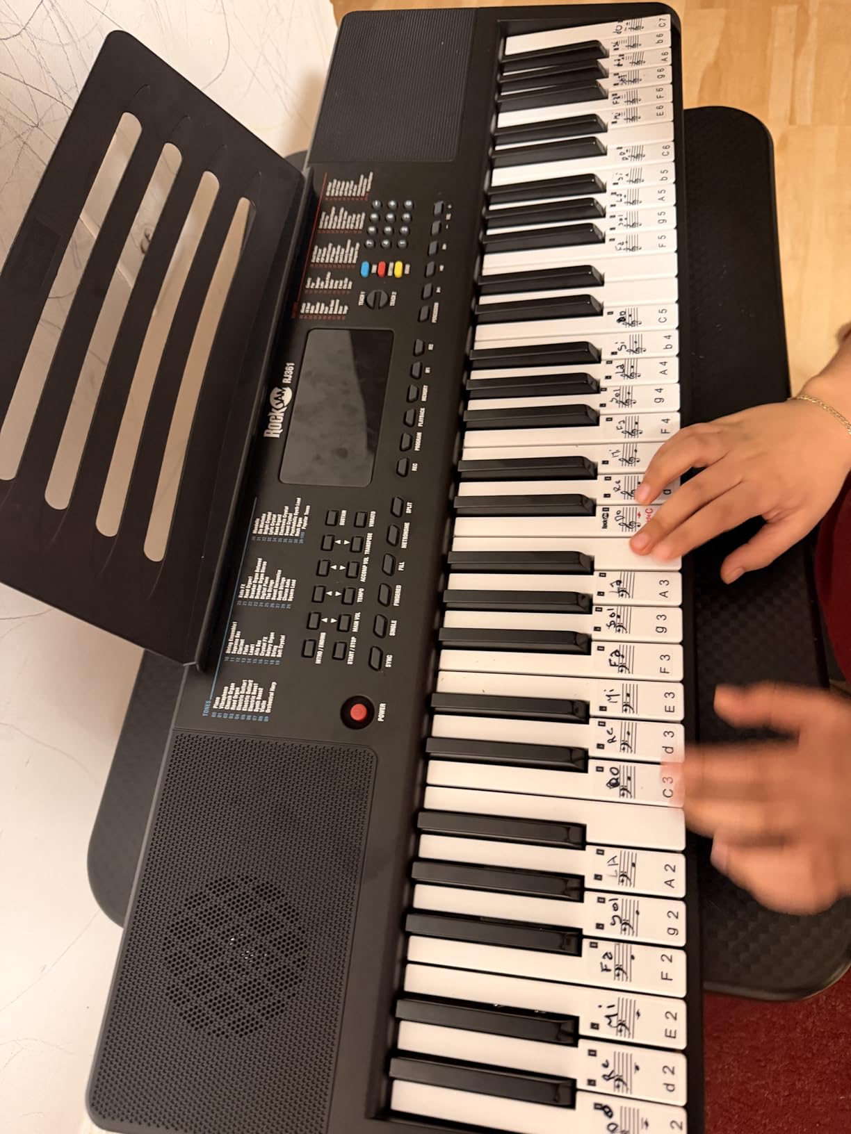 RockJam 61-Key Compact Keyboard Piano with LED Display, Keynote Stickers & Lessons customer photo 1
