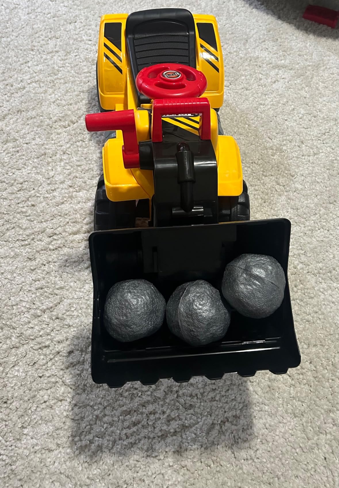 Costzon Ride on Excavator, Ride on Construction Vehicles w/Helmet, 3 Toy Stones, Realistic Sound, Adjustable Bucket & Under Seat Storage, Bulldozer Ride on Toy Gift for Kids Boys & Girls customer photo 1