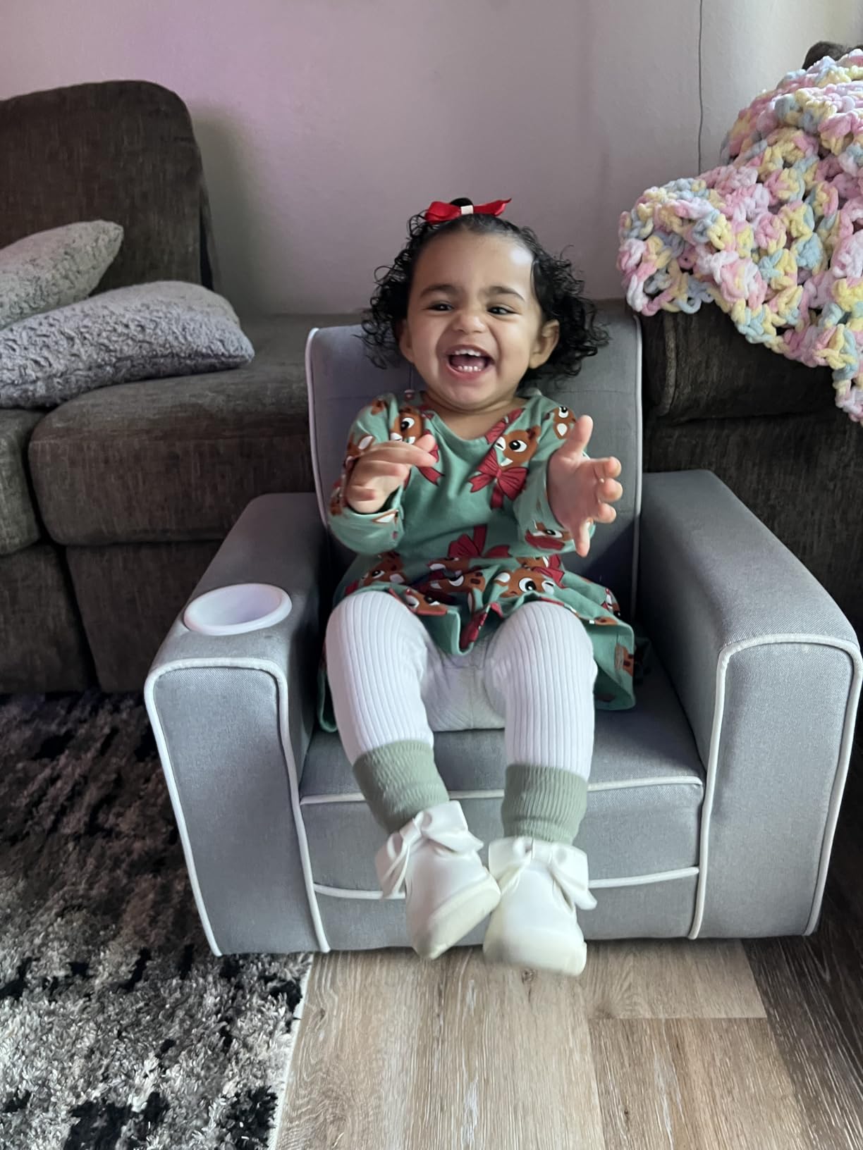 Delta Children Chelsea Kids Upholstered Chair with Cup Holder, Soft Grey customer photo 2