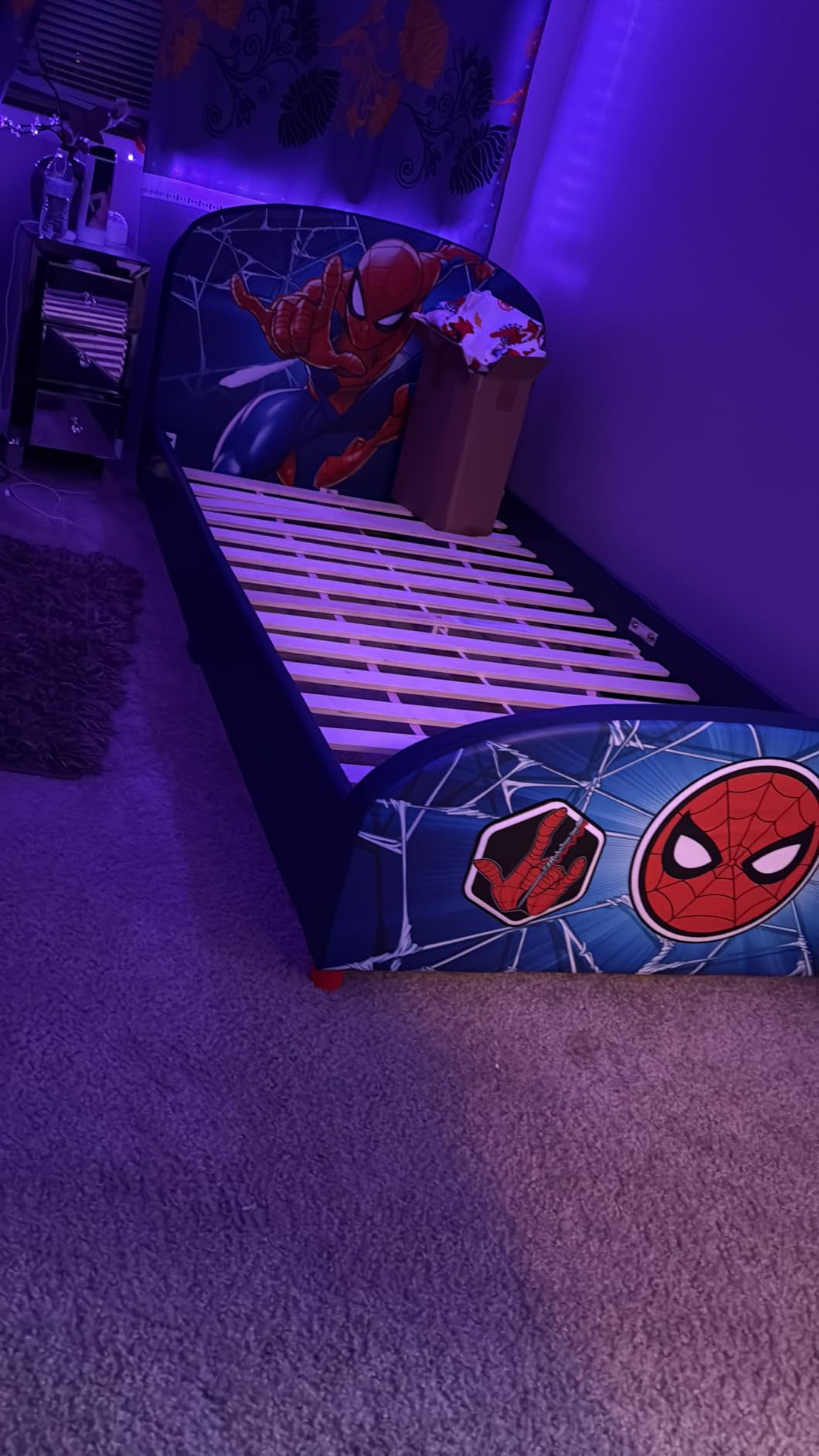 Delta Children Upholstered Twin Bed, Marvel Spider Man customer photo 2