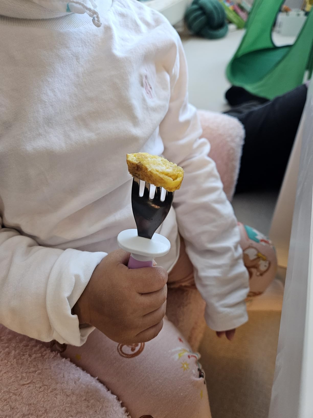Munchkin Raise Toddler Fork and Spoon Utensil Set, Rest Keeps Tip Off Table, BPA Free, 4 Pack customer photo 2