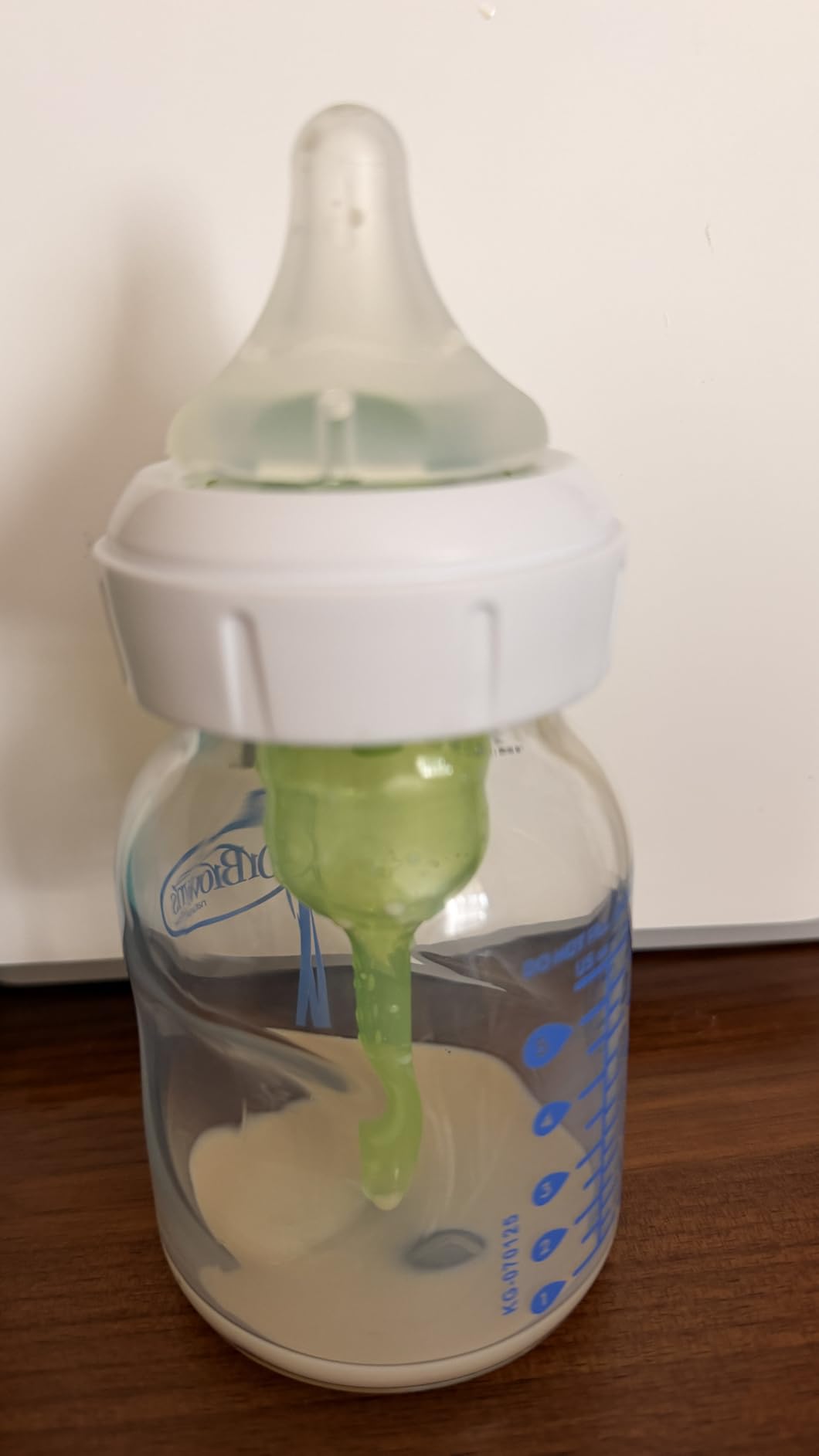 Dr. Brown's Natural Flow Anti-Colic Options+ Wide-Neck Glass Baby Bottles 5 oz/150 mL, with Level 1 Slow Flow Nipple, 3 Pack, 0m+ customer photo 1