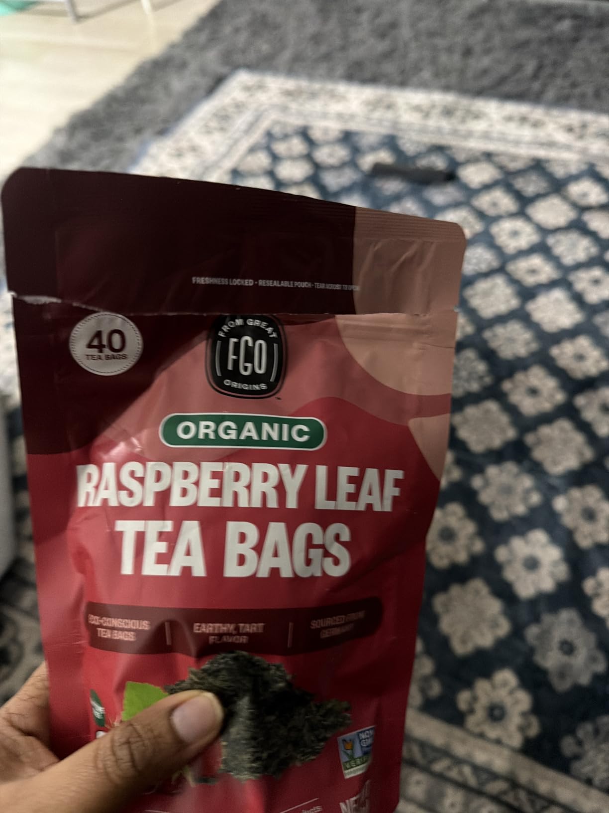 FGO Organic Red Raspberry Leaf Tea Bags, 100 Eco-Conscious Tea Bags, Caffeine Free, Imported from Germany, Resealable Bag, Packaging May Vary (Pack of 1) customer photo 1