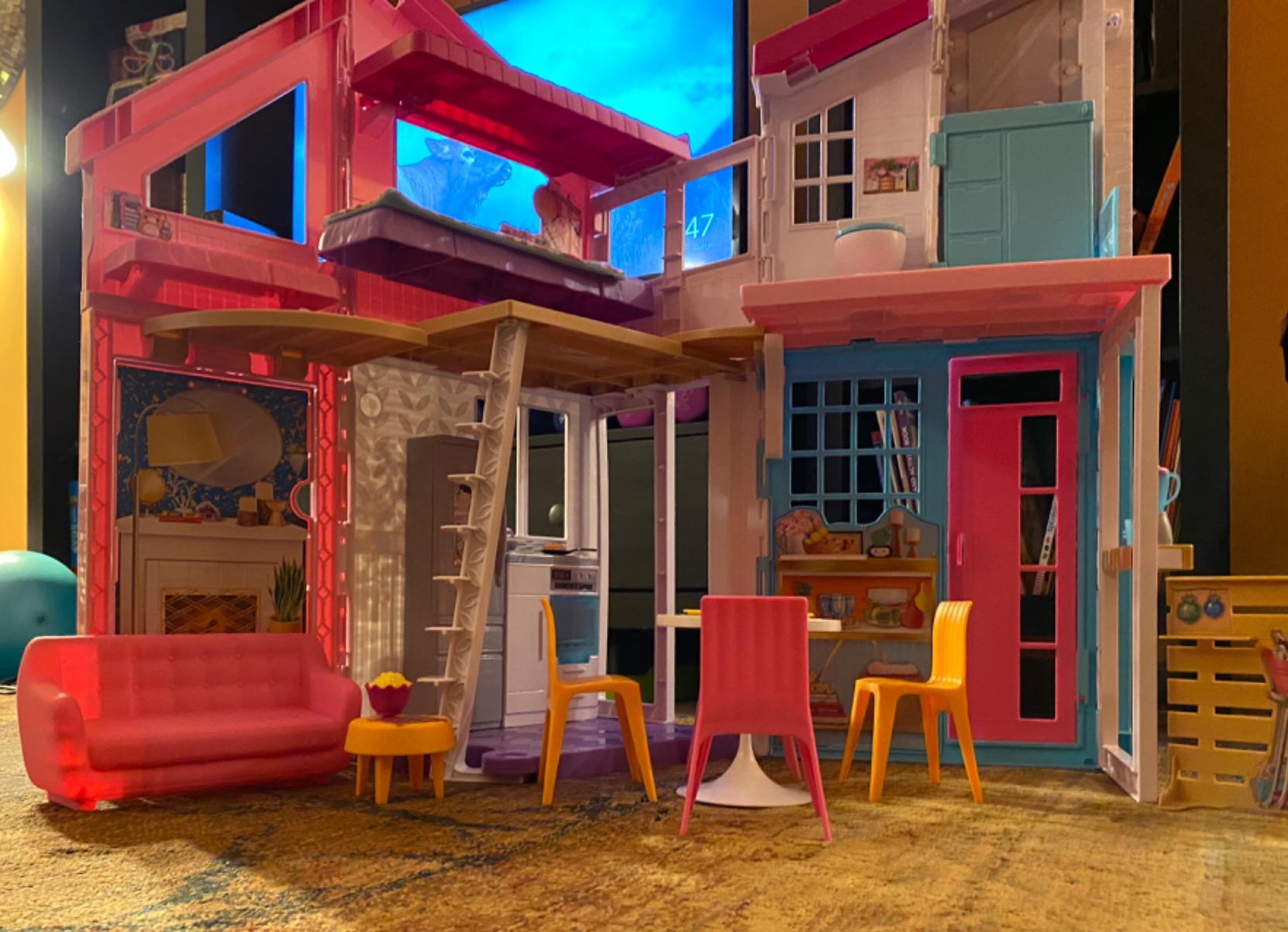 Barbie Doll House Playset, Malibu House with 25+ Themed Furniture & Accessories, 6 Rooms Including 2-in-1 Transformations customer photo 1