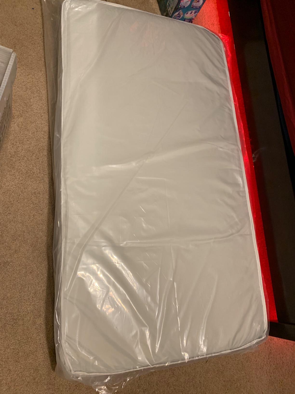 DaVinci Complete Slumber Crib & Toddler Mattress, Firm support, Lightweight, Waterproof, Greenguard Gold Certified customer photo 1