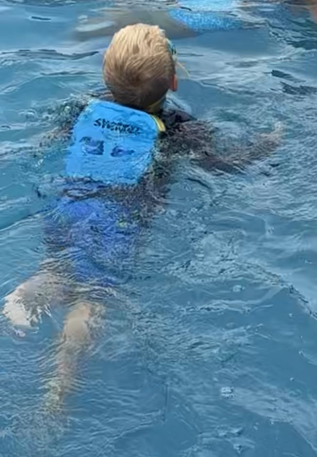 SWIMEE Back Float Safety Swim Trainer Swimming Bubble Belt with Adjustable 3 Layers Swim Belts Comfortable Waterproof Floaties Device for Kids Toddler Swimming Floats (10lb-60lb) customer photo 1