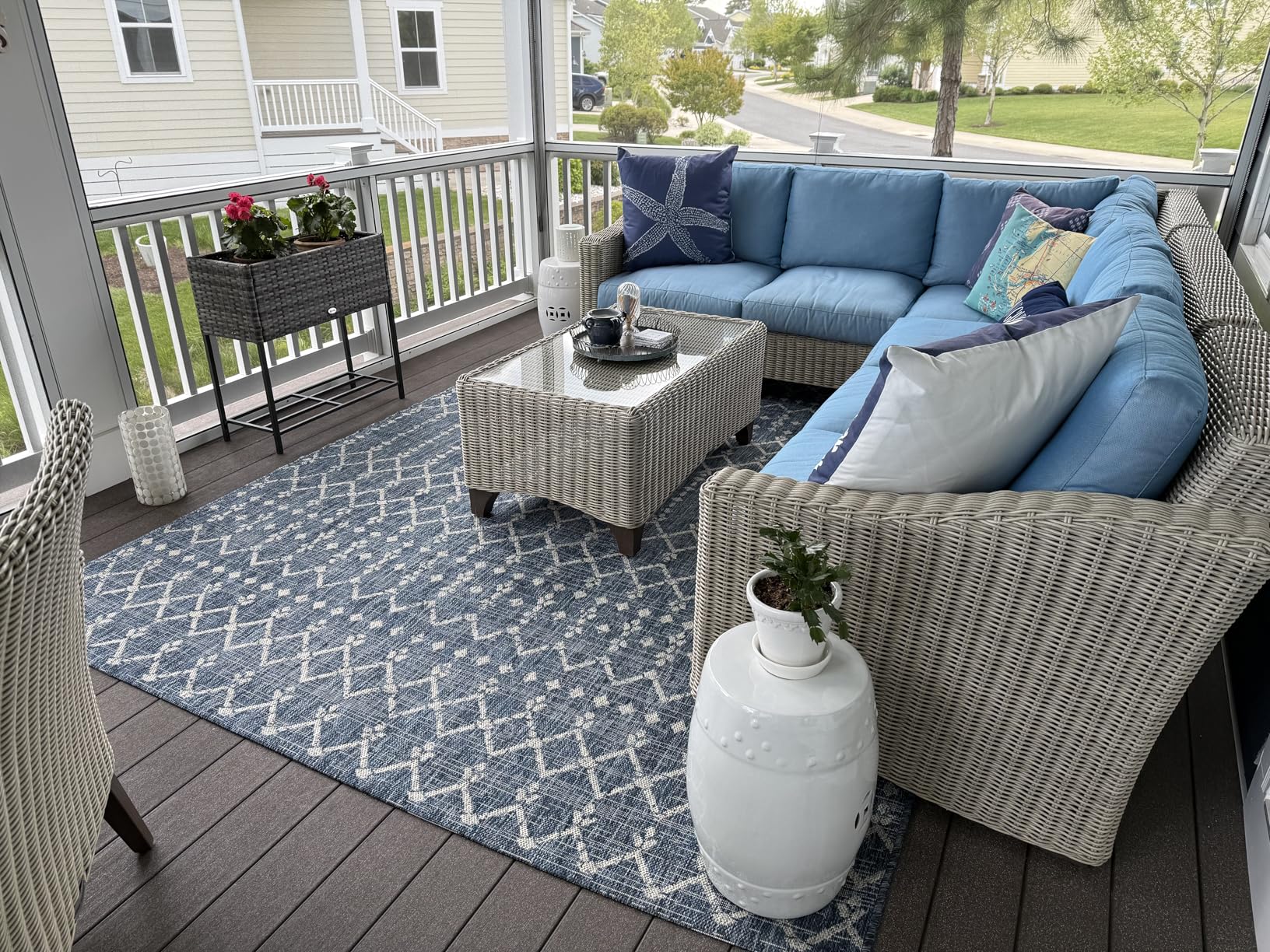 JONATHAN Y Moroccan Geometric Indoor Outdoor Area Rug 3X5 Navy/Light Gray, Ourika Textured Weave for Backyard, Patio, Porch, Easy-Cleaning, High Traffic, Pet-Friendly, Non-Shedding (SMB108B-3) customer photo 1