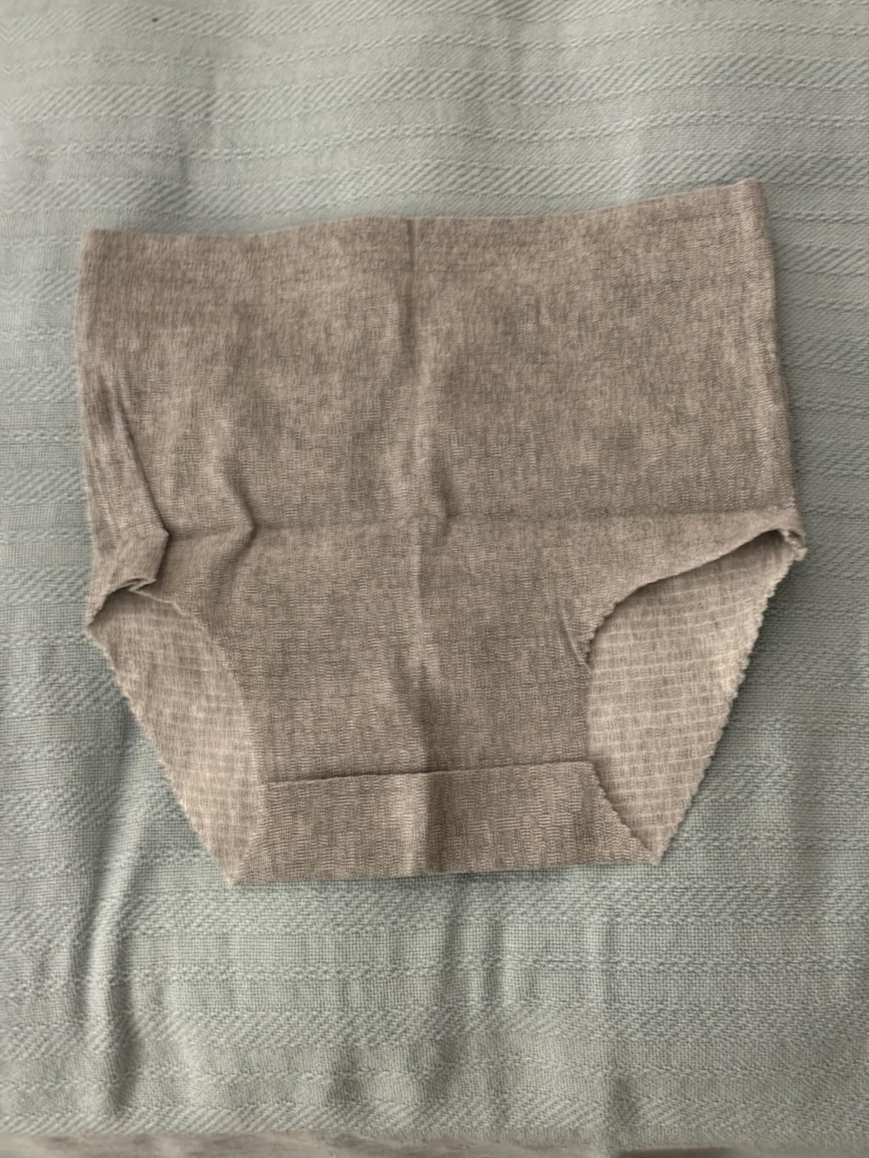 Frida Mom Postpartum Underwear for C-Section Recovery, Disposable High Waist with Stretch Support customer photo 2