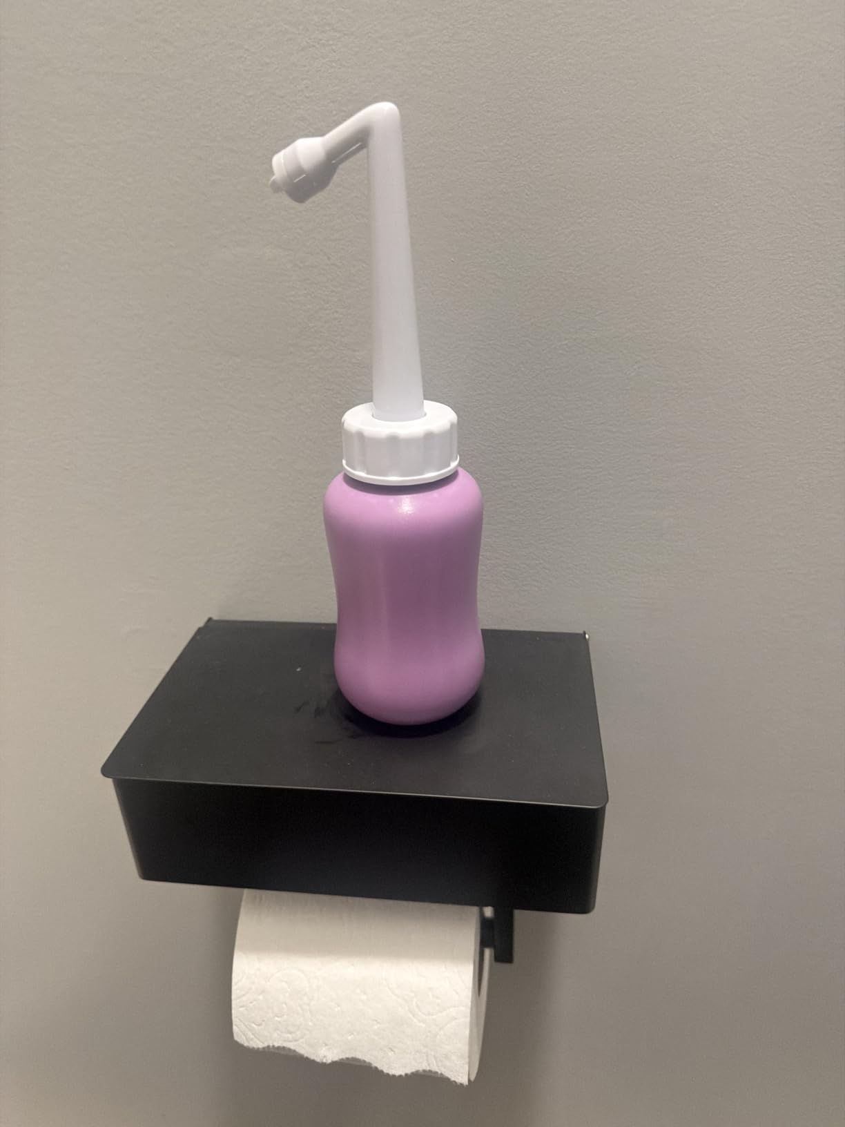Frida Mom Upside Down Peri Bottle for Postpartum Care, Portable Bidet Perineal Cleansing and Recovery for New Mom, The Original Fridababy MomWasher customer photo 2