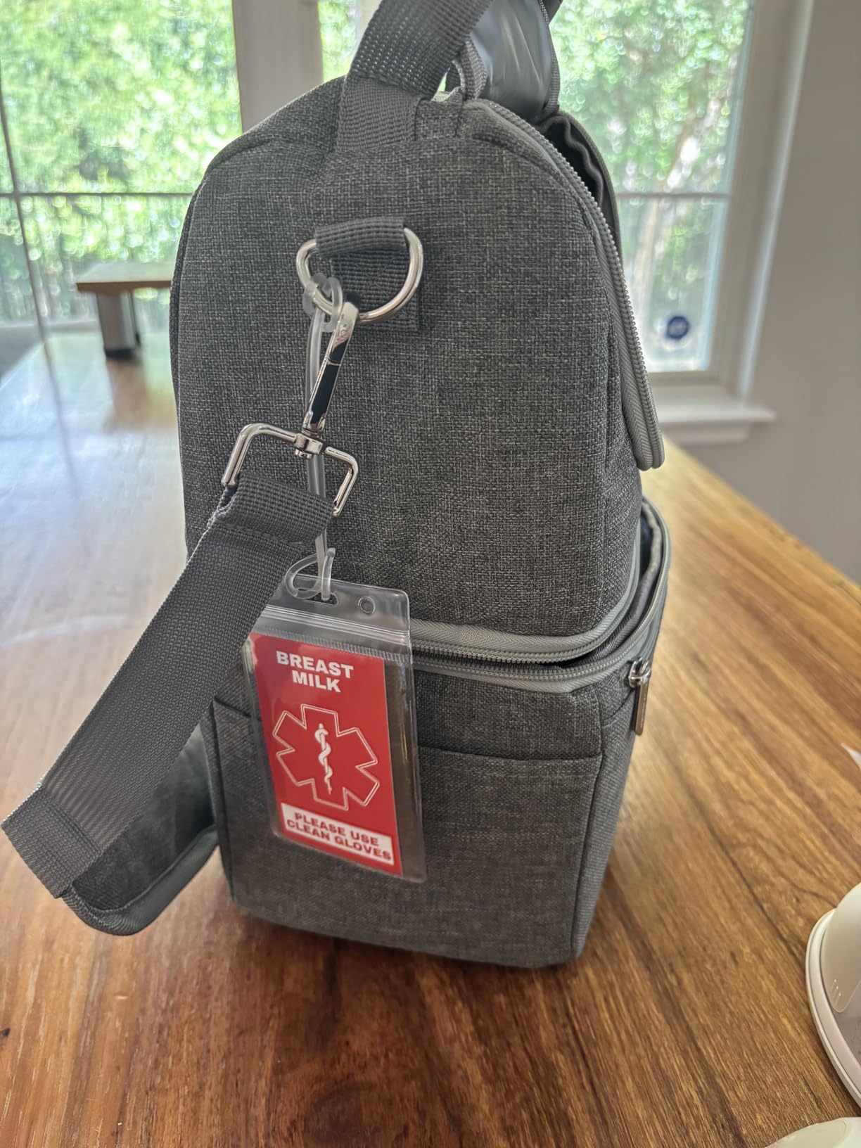 Momcozy Insulated Baby Bottle Bag, Multi-Function Breastmilk Cooler Bag, Fit as Wine Carrier or for Milk Bottles Like Dr. Brown, Comotomo, Philips, Nuk, Lansinoh, etc. customer photo 1
