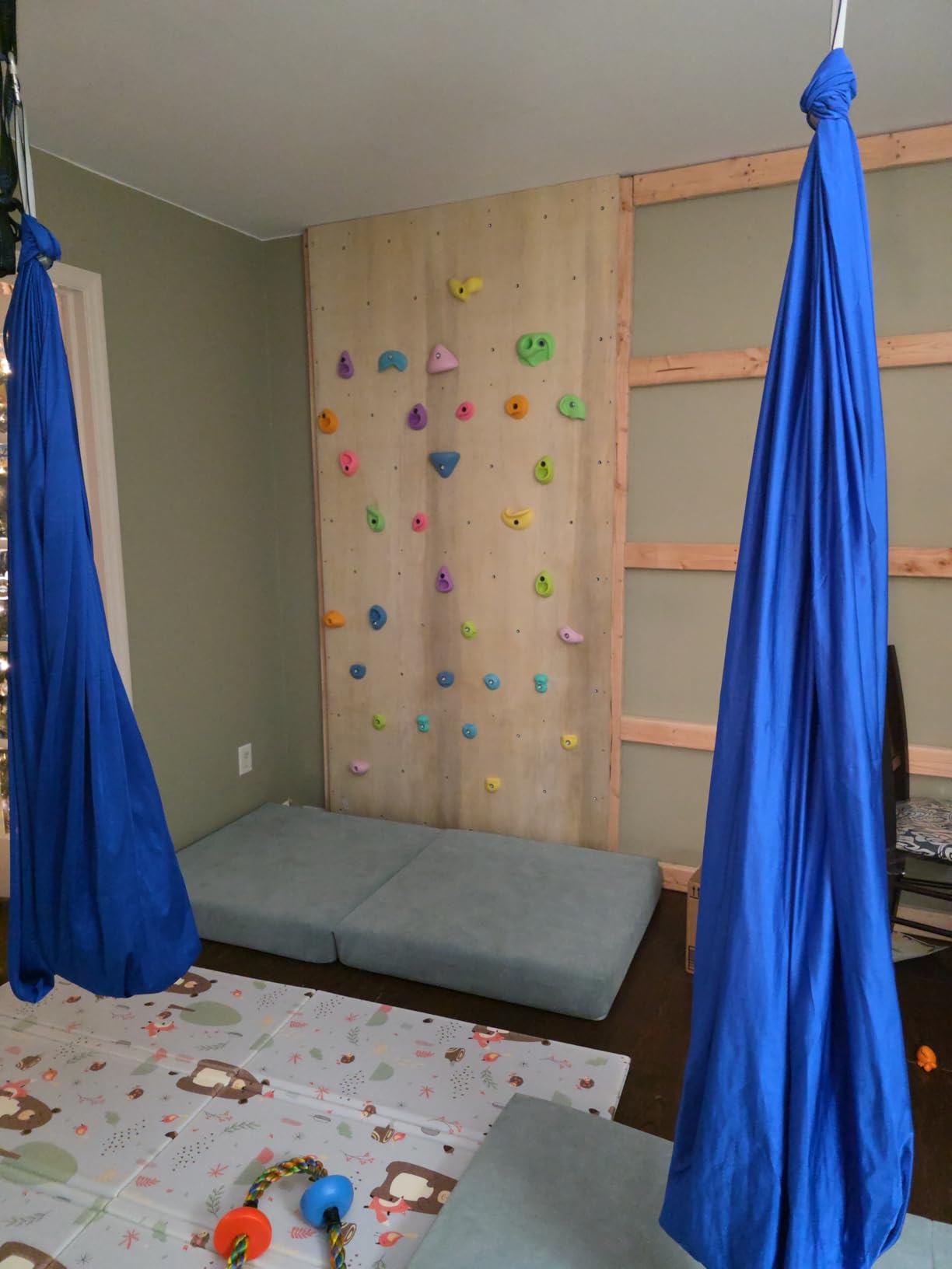 Aokitec Sensory Swing for Kids with Special Needs, Indoor Kids Swing Cuddle Hammock Chair Adjustable Aerial Swing for Children with Autism, ADHD, Asperger, Sensory Integration customer photo 1