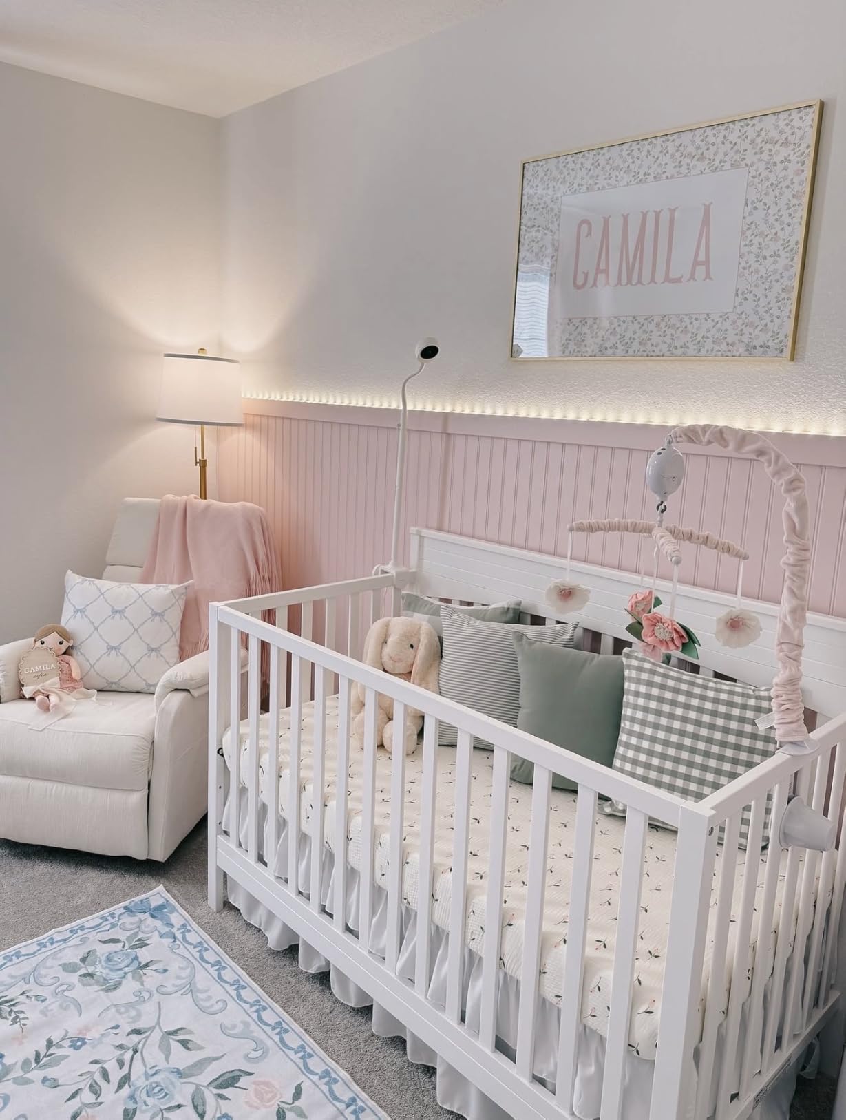 Oxford Baby Harper 4-in-1 Convertible Crib, Dove Gray, GreenGuard Gold Certified customer photo 1