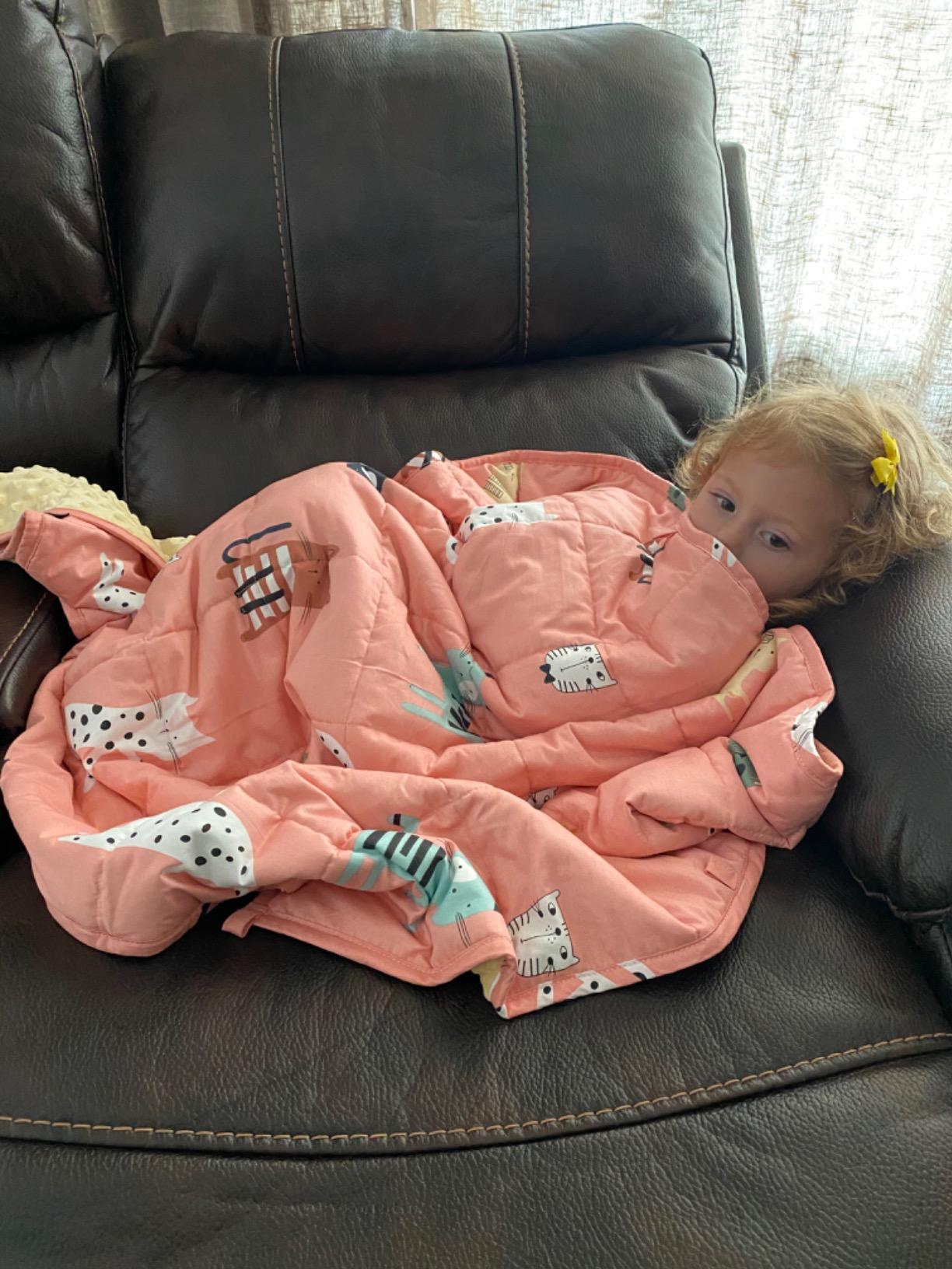 Uttermara Minky Weighted Blanket for Sleeping, 5lbs 36x48 inches | Soft Minky Dots; Cozy Cotton Cartoon Patterns Reversable; Machine Washable; Heavy Throw for Calming; Blue Car World customer photo 1