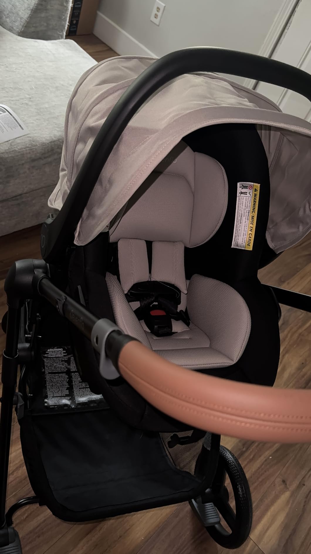 Evenflo Pivot NXT Travel System with LiteMax NXT Infant Car Seat (Latte Tan) customer photo 2