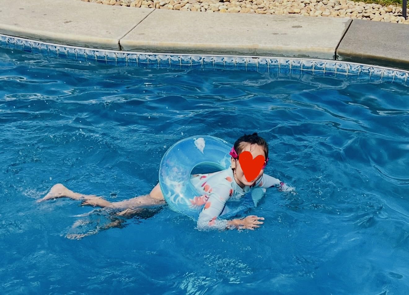 Frogglez Anti-Fog Swimming Goggles for Kids under 10 (Ages 3-10) Recommended by Parents Premium Pain-Free Strap customer photo 1