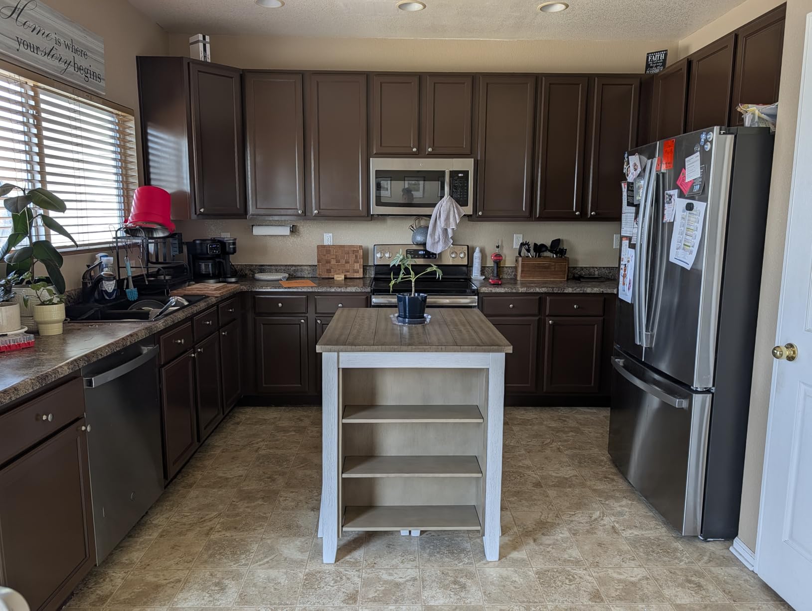 Signature Design by Ashley Skempton 3 Piece Counter Height Dining Set, Includes Table and 2 Barstools, Cushioned Seats, Wood, Whitewash customer photo 1