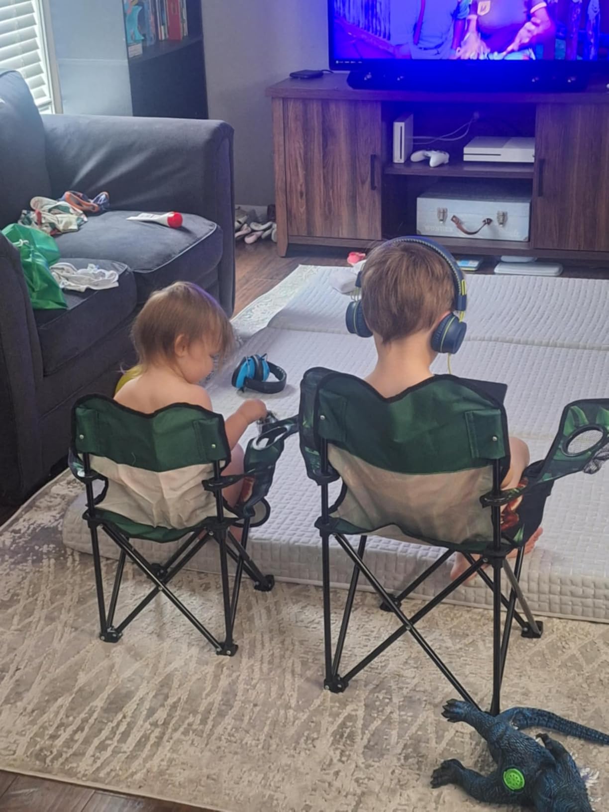 Toy To Enjoy Outdoor Dinosaur Kids Camping Chair - Foldable Children's Chair for Camping, Tailgates, Beach, - Carrying Bag Included Mesh Cup Holder & Sturdy Construction. Ages 5 to 10 (Patent Pending) customer photo 1