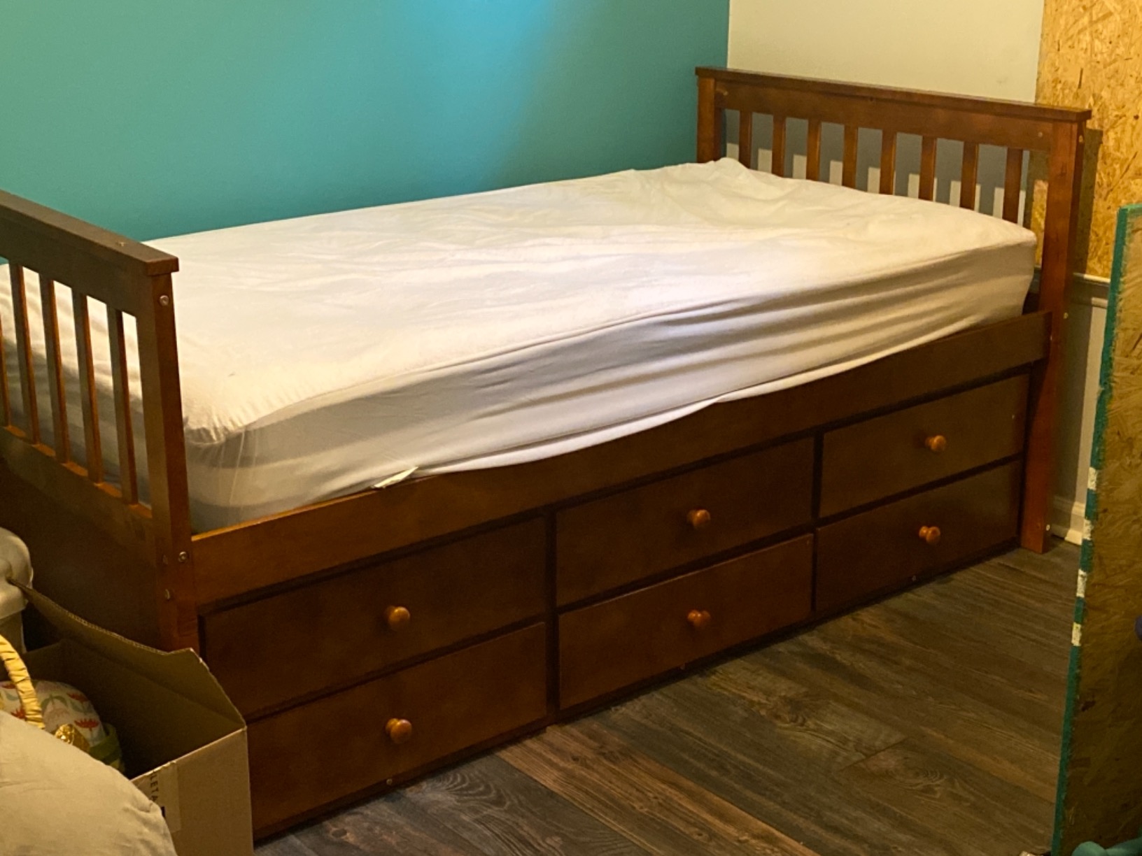 Giantex Twin Captain's Bed with Trundle Bed, Wood Daybed with 3 Storage Drawers, Twin Trundle Bed for Kids Teens Adults Guest Room Bedroom, No Box Spring Needed, Day Bed, Espresso customer photo 2