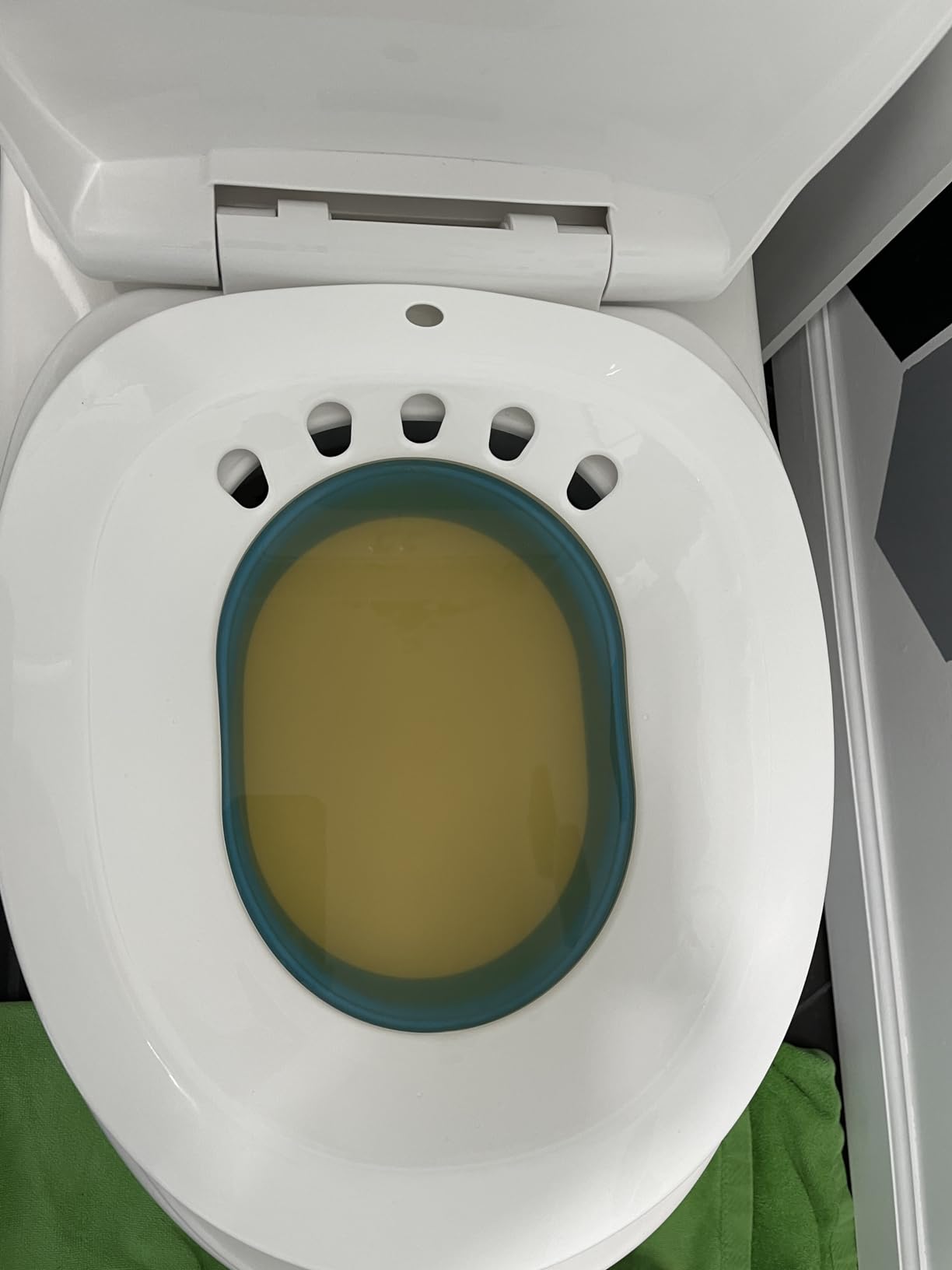Sitz Bath for Toilet Hemorrhoids Postpartum Care, Perineal Soaking Bath Over the Toilet Seat, Collapsible Sitz Basin with Flusher for Vaginal Anal Inflammation Treatment, Yoni Steam Seat, White/Blue customer photo 2