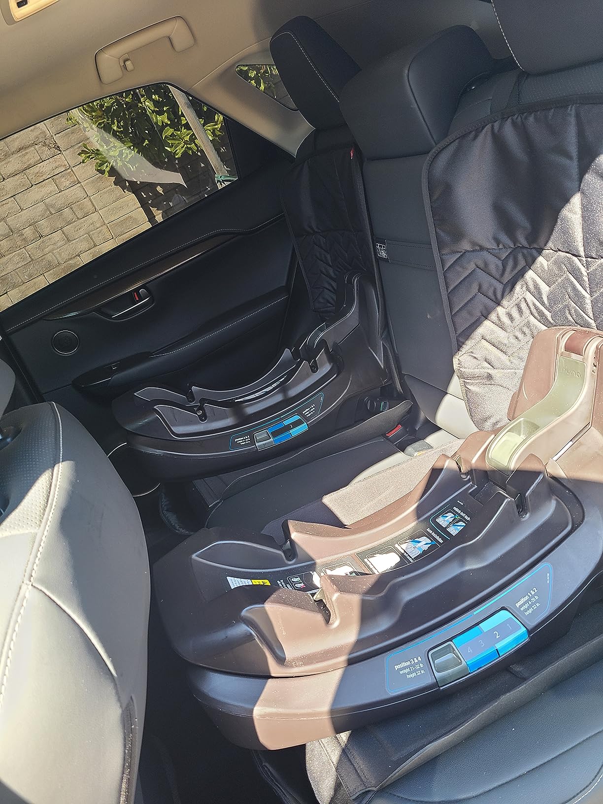 Skip Hop Clean Child Car Seat Protector, Universal Baby Carseat Cover with Clean Sweep Crumb Catcher customer photo 1
