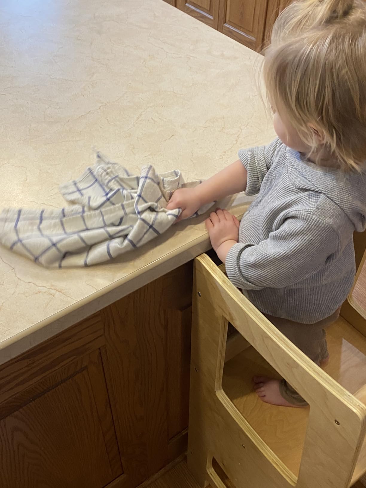 EGREE Toddler Kitchen Step Stool with Safety Rail Kids Wooden Standing Tower for Kitchen Counter and Bathroom Sink, 3 Heights Adjustable Step Up Stool Mothers' Helper, Solid Wood Construction, Natural customer photo 2
