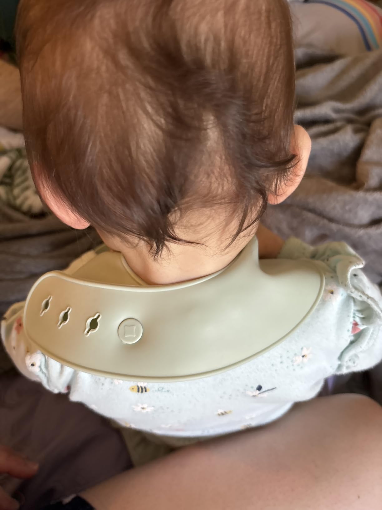PandaEar Set of 3 Silicone Baby Bibs Waterproof, Soft, Unisex, 10-72 Months customer photo 1