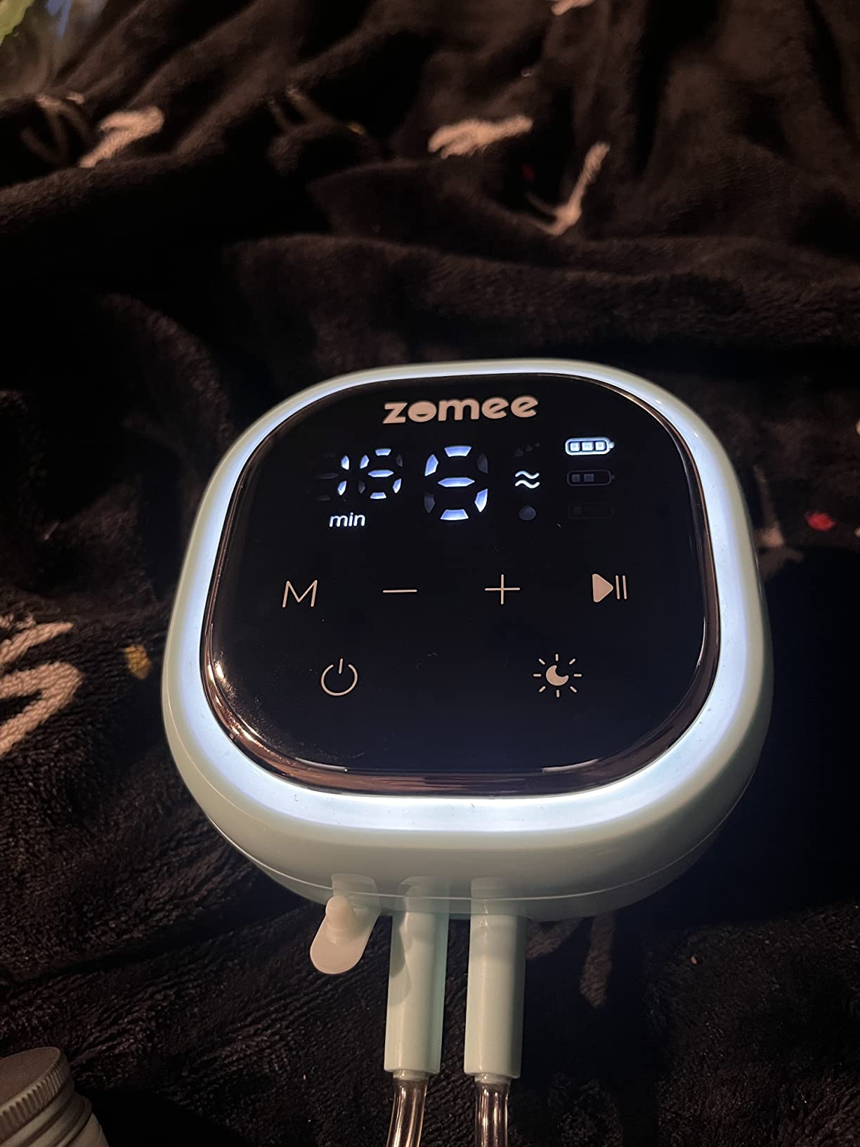 Zomee Z2 Double Electric Breast Pump - with Expression, Massage, and 2-Phase Modes - Hospital Grade Rechargeable, Portable, Hands Free Wearable Breast Pump customer photo 2