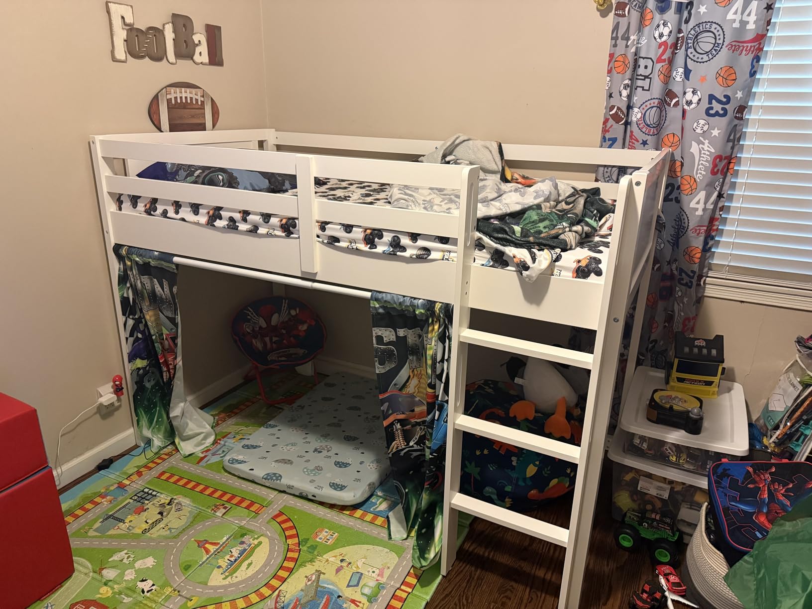 Delta Children Twin Loft Bed with Guardrail and Ladder, White customer photo 1