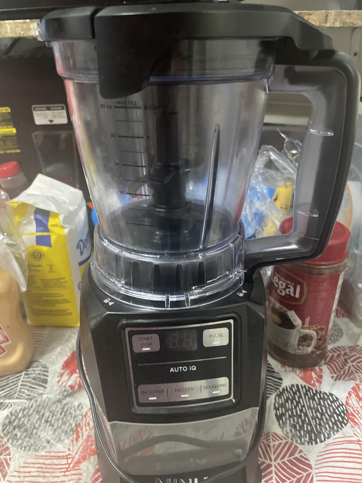 Ninja Blender, Compact Kitchen System, 1200W, 3 Functions for Smoothies, Dough & Frozen Drinks with Auto-IQ, 72-oz. Blender Pitcher, 40-oz. Processor Bowl & 18-oz. Single-Serve Cup, Grey, AMZ493BRN customer photo 2