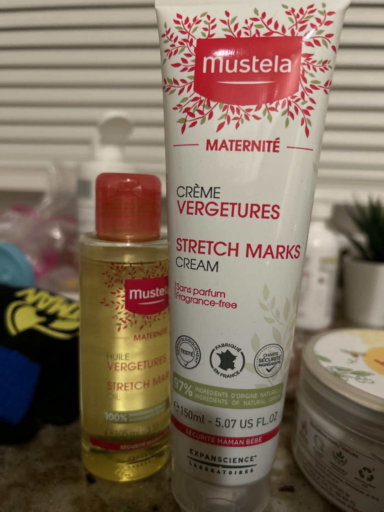 Mustela Maternity Stretch Marks Set - Natural Pregnancy Skincare - Contains Stretch Marks Cream & Belly Oil - EWG Verified & Fragrance-Free - 2 Items Set customer photo 2