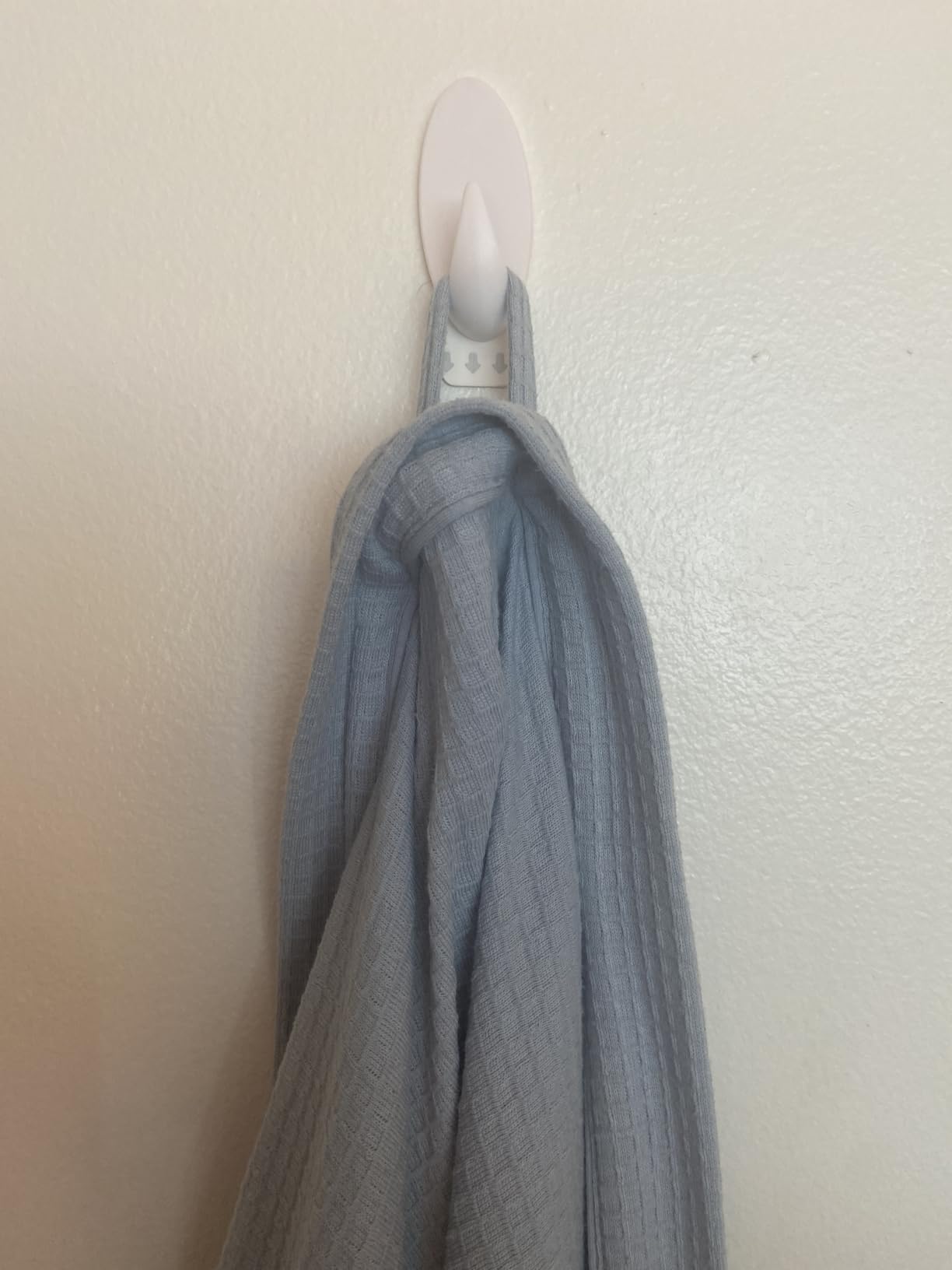 Amazon Essentials Women's Lightweight Waffle Full-Length Bath Robe with Pockets (Available in Plus Size) customer photo 2
