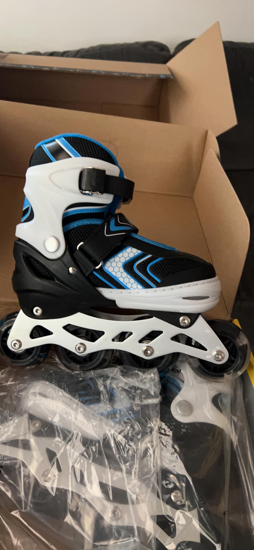 Nattork Adjustable Inline Skates for Girls and Boys with Full Light up Wheels, Beginner Roller Skates for Kids Youth Purple Pink Blue Black customer photo 1