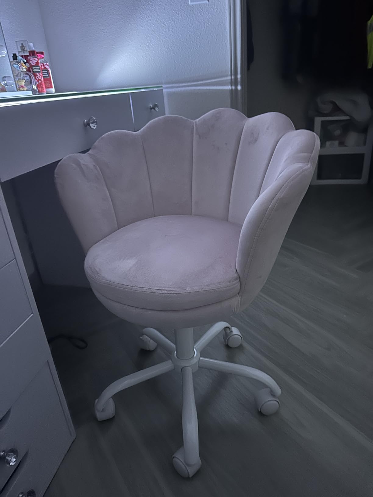 chairus Cute Kids Desk Chair Velvet Living Room Accent Armchair Upholstered Teens Vanity Chair with Seashell Back, Adjustable Swivel Children Study Chair for Computer Homework, Blue customer photo 2
