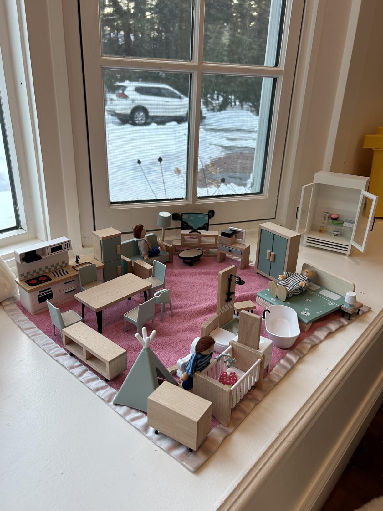Giant bean 36pcs Wooden Dollhouse Furniture Set 5 Rooms 4 Family Dolls, Wood and Plastic Blue Dollhouse Accessories, Pretend Play Furniture Toys Christmas Birthday Gift for Boys Girls Kids Toddlers 3+ customer photo 1