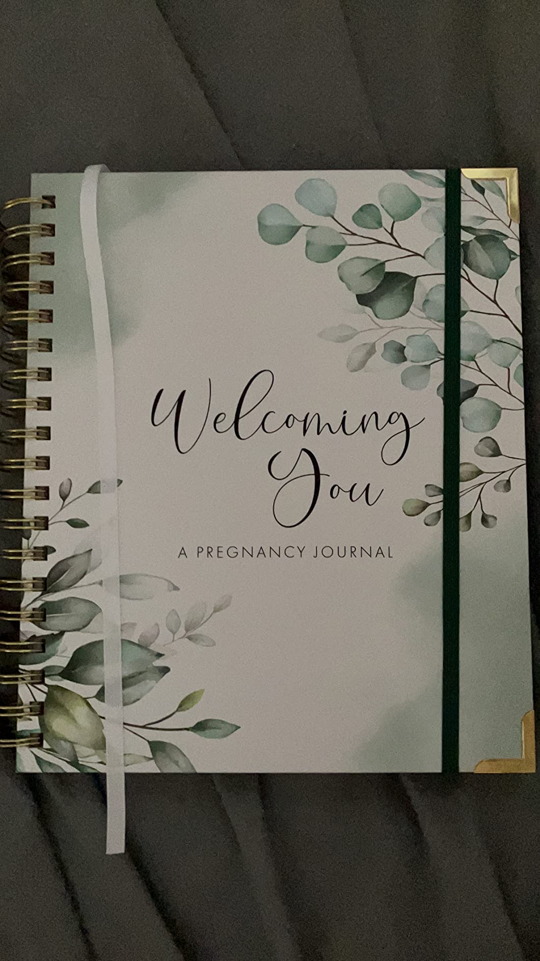 Pregnancy Journal and Memory Book with Stickers and Keepsake Pocket - Lovely Must Have Gift for First Time Moms to Be - The Perfect Planner to Track Your Little Ones Life-Changing Journey customer photo 2