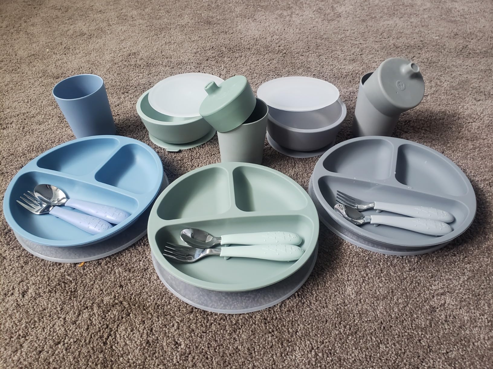 WeeSprout Suction Bowls for Baby & Toddlers (Set of 2) - 100% Silicone w/Plastic Lid - Leak Proof Feeding Supplies - Dishwasher & Microwave Safe Infant Dinnerware w/Extra Strong Base customer photo 2