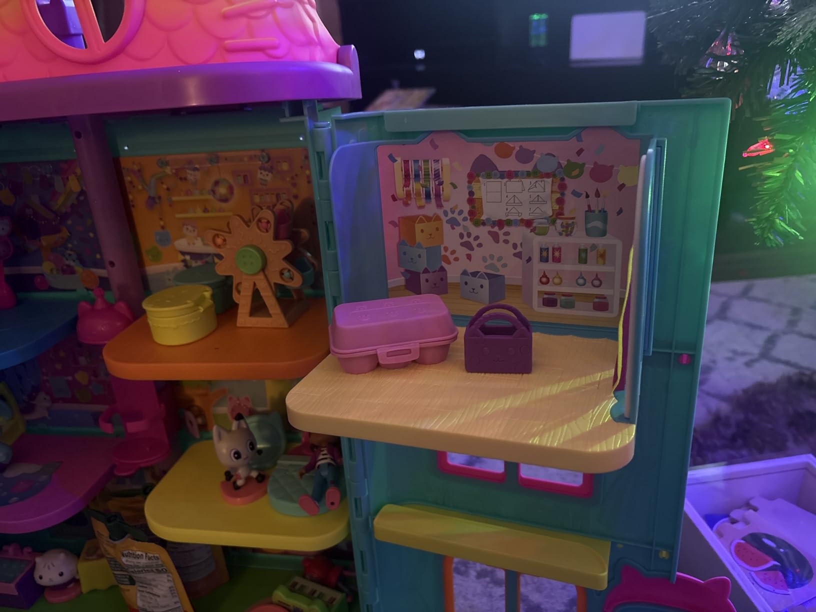 Gabby's Dollhouse, Baby Box Cat Craft-A-Riffic Room with Exclusive Figure, Accessories, Furniture and Dollhouse Delivery, Kids Toys for Ages 3 and up customer photo 1