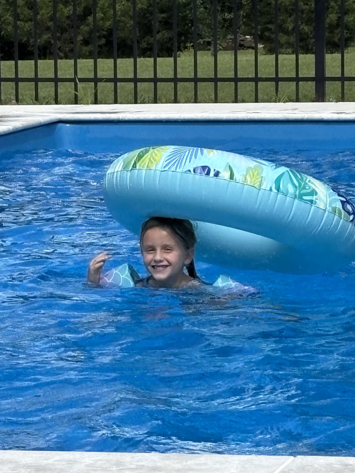SwimWays Swim Trainer, US Coast Guard Approved Life Vest Kids Swim Vest, Arm Floaties & Life Jackets for Kids 33-55 lbs customer photo 1
