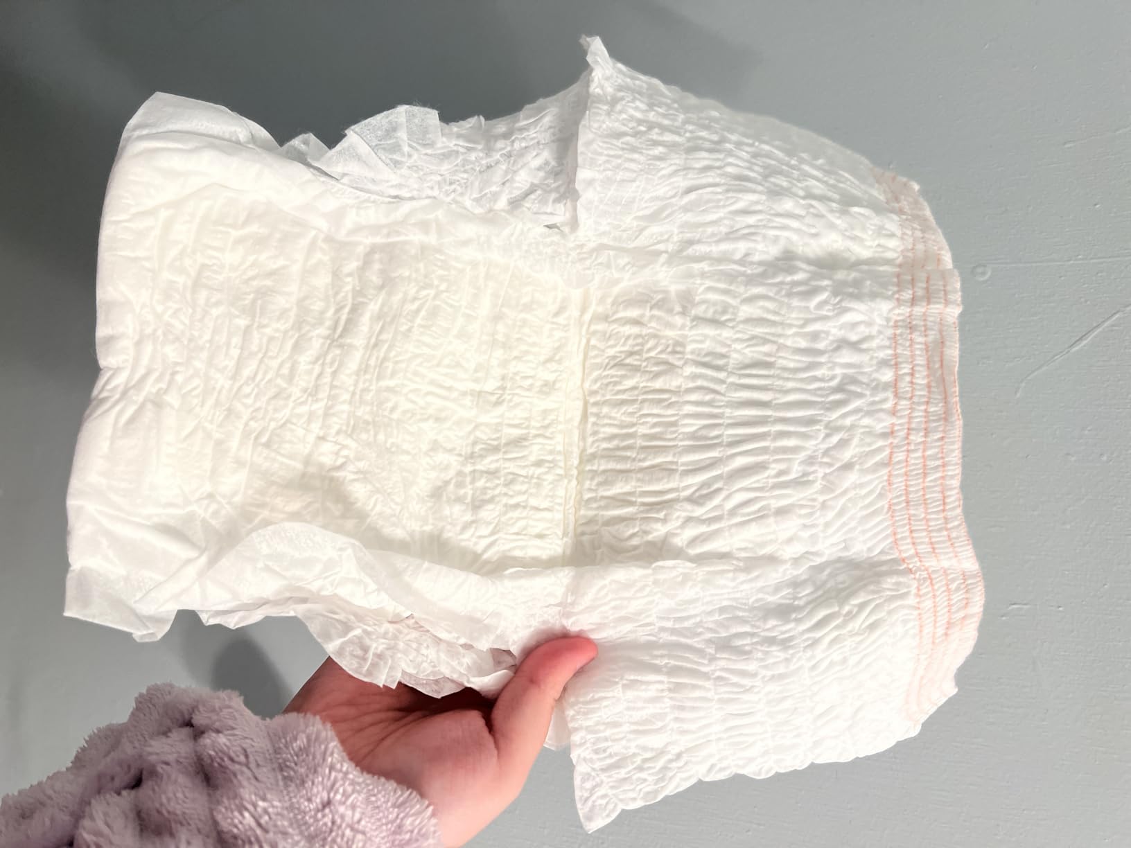 Rael Disposable Underwear for Women, Organic Cotton Cover - Postpartum Essentials, Leak Locker, Unscented, Maximum Coverage (Size S-M, 20 Count) customer photo 1