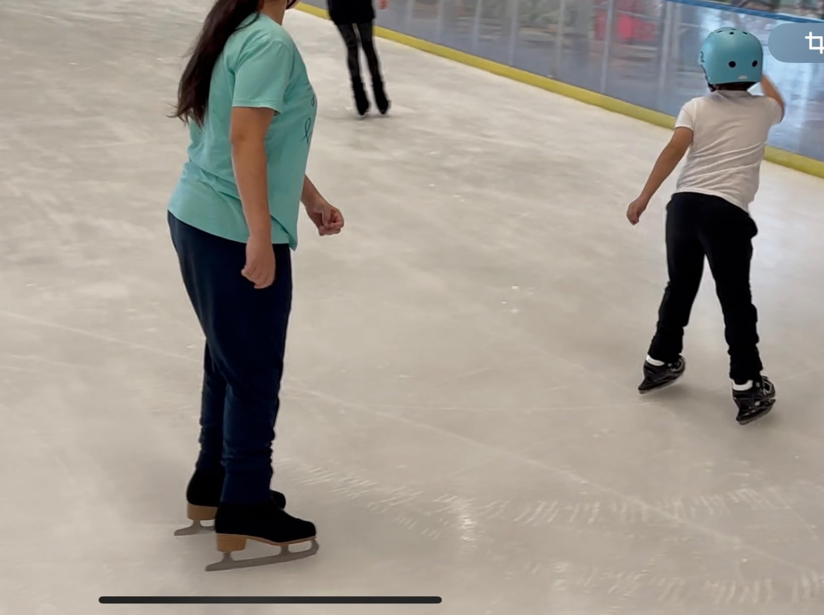 MammyGol Adjustable Ice Skates for Kids Youth Teen Hockey Lace-Up Boys or Girls Ice Skate for Beginner Age 4-12 Blue Black Teal Green customer photo 1